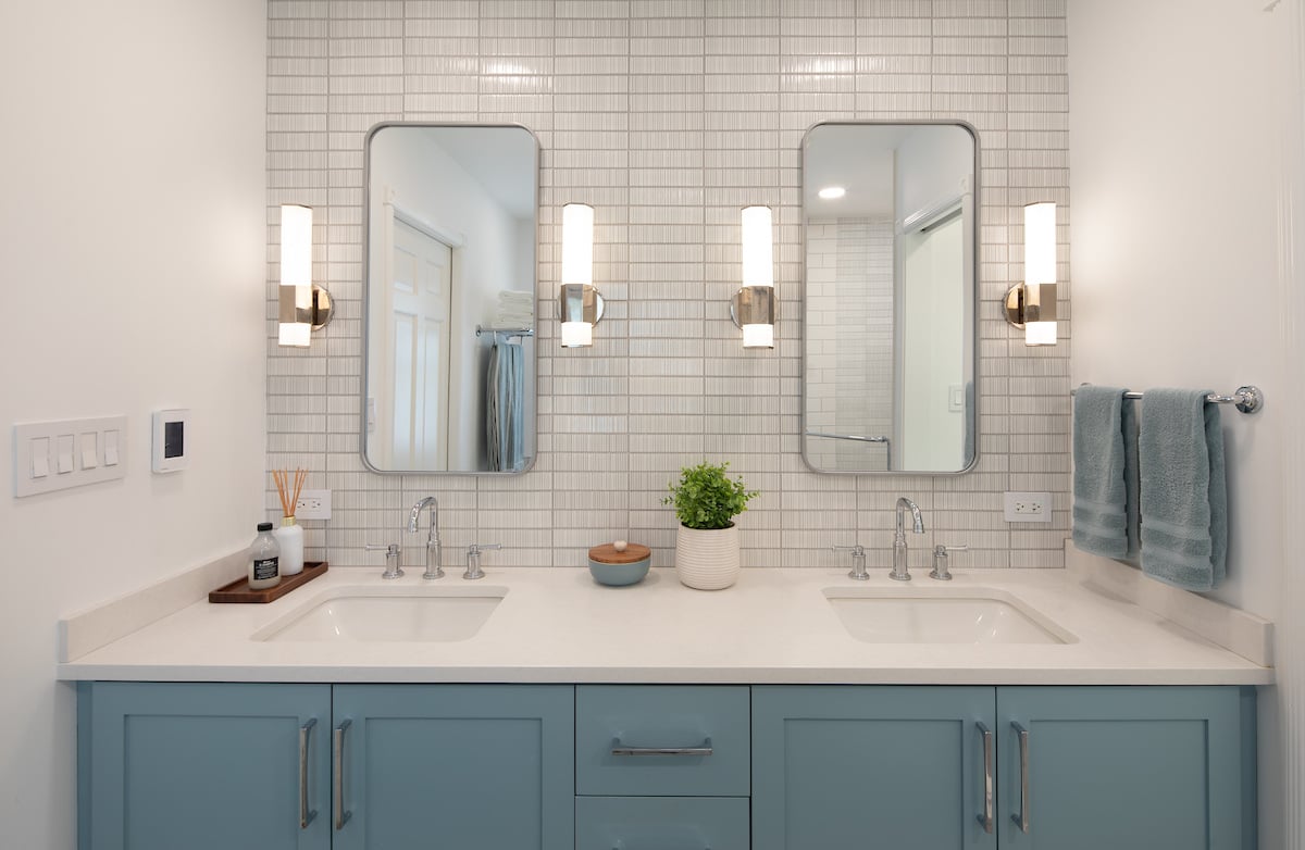 5901_Searle_Master_Bath_3_F