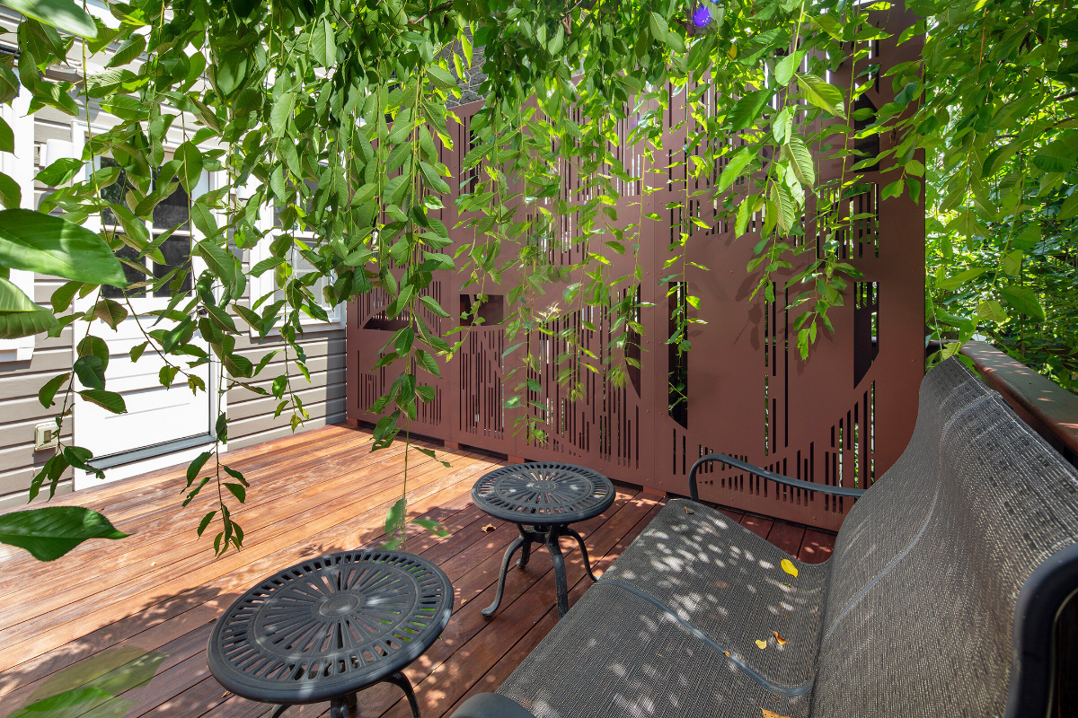 privacy-screen-after-1_1200x800