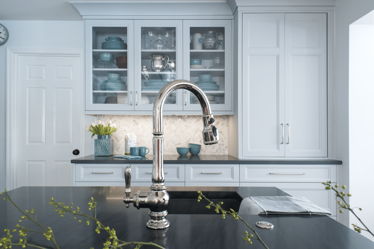 7-faucet-closeup