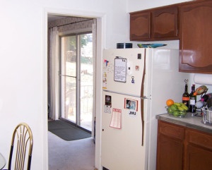 bad cabinet spacing-kitchen remodeling  blunder #1