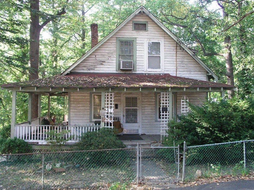 loveable old house in Takoma Park before home remodeling
