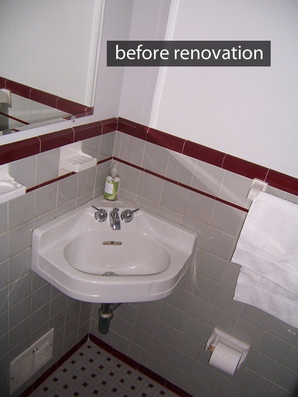 BEFORE powder room remodeling