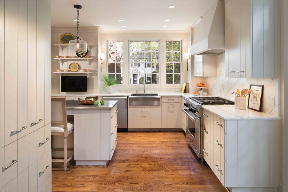 Stainless Steel Appliances and Desk Nook