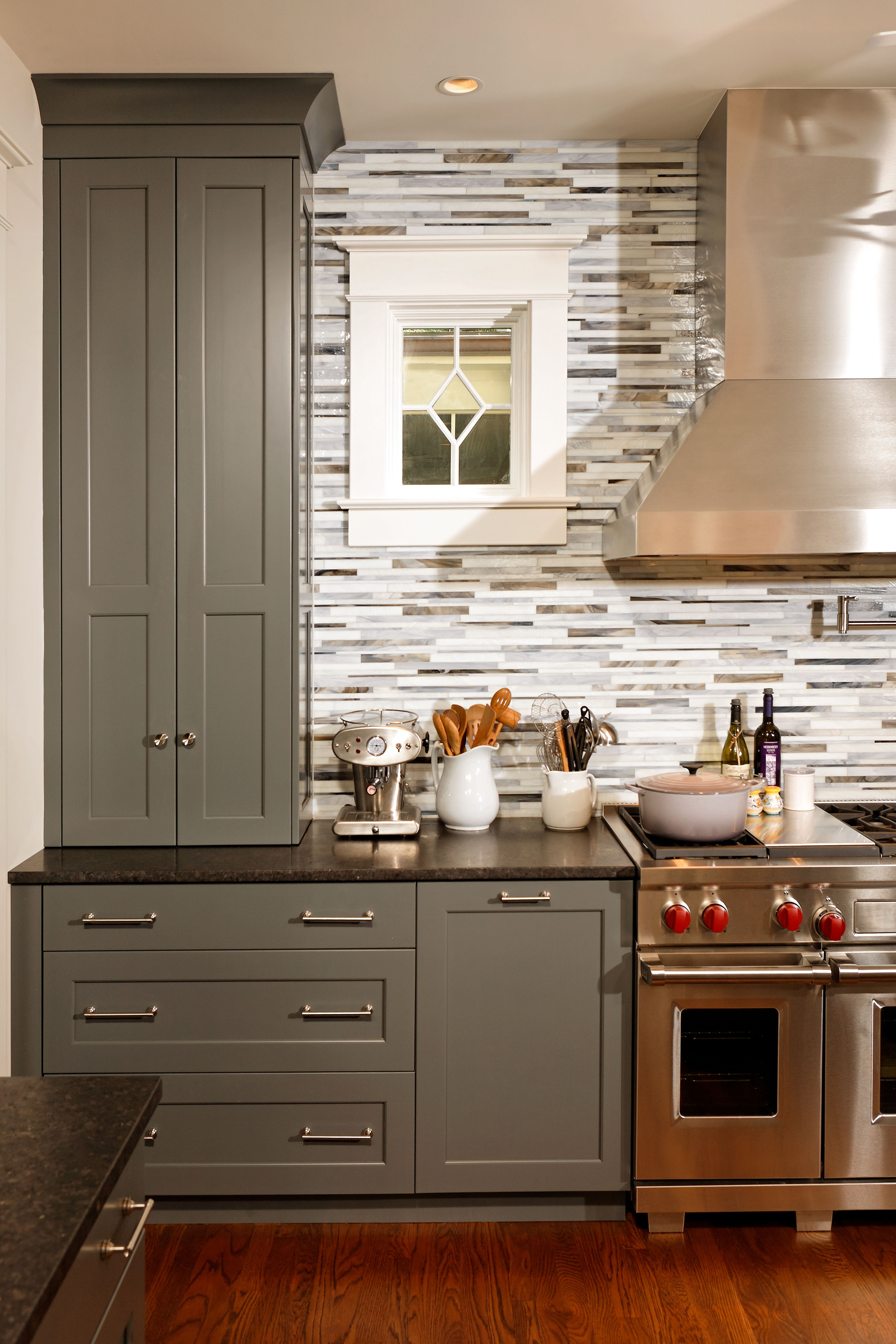 Gray Cabinets and Stove