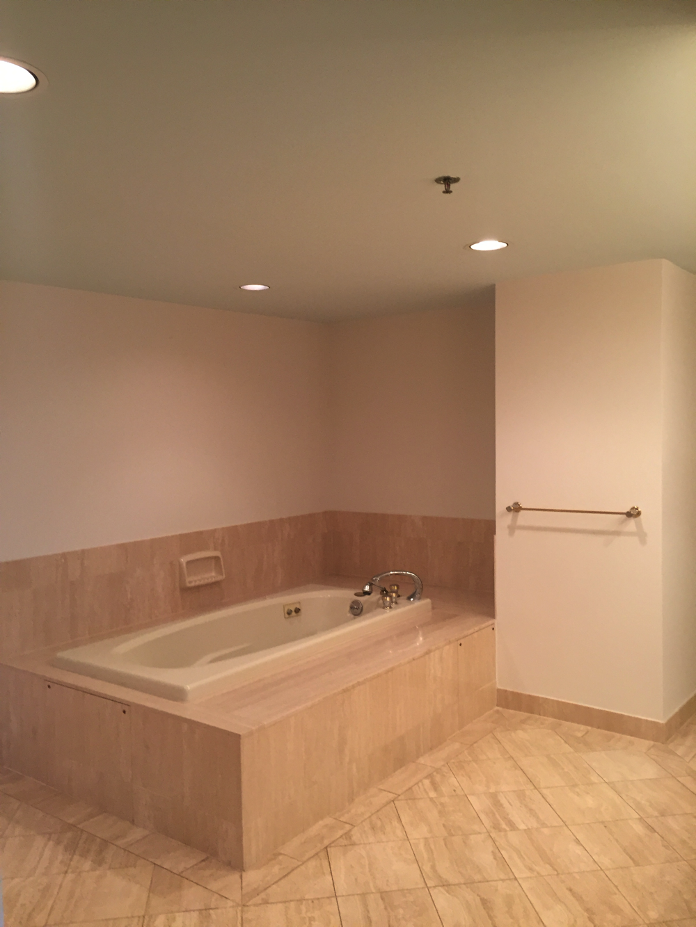 Condo Bath Before