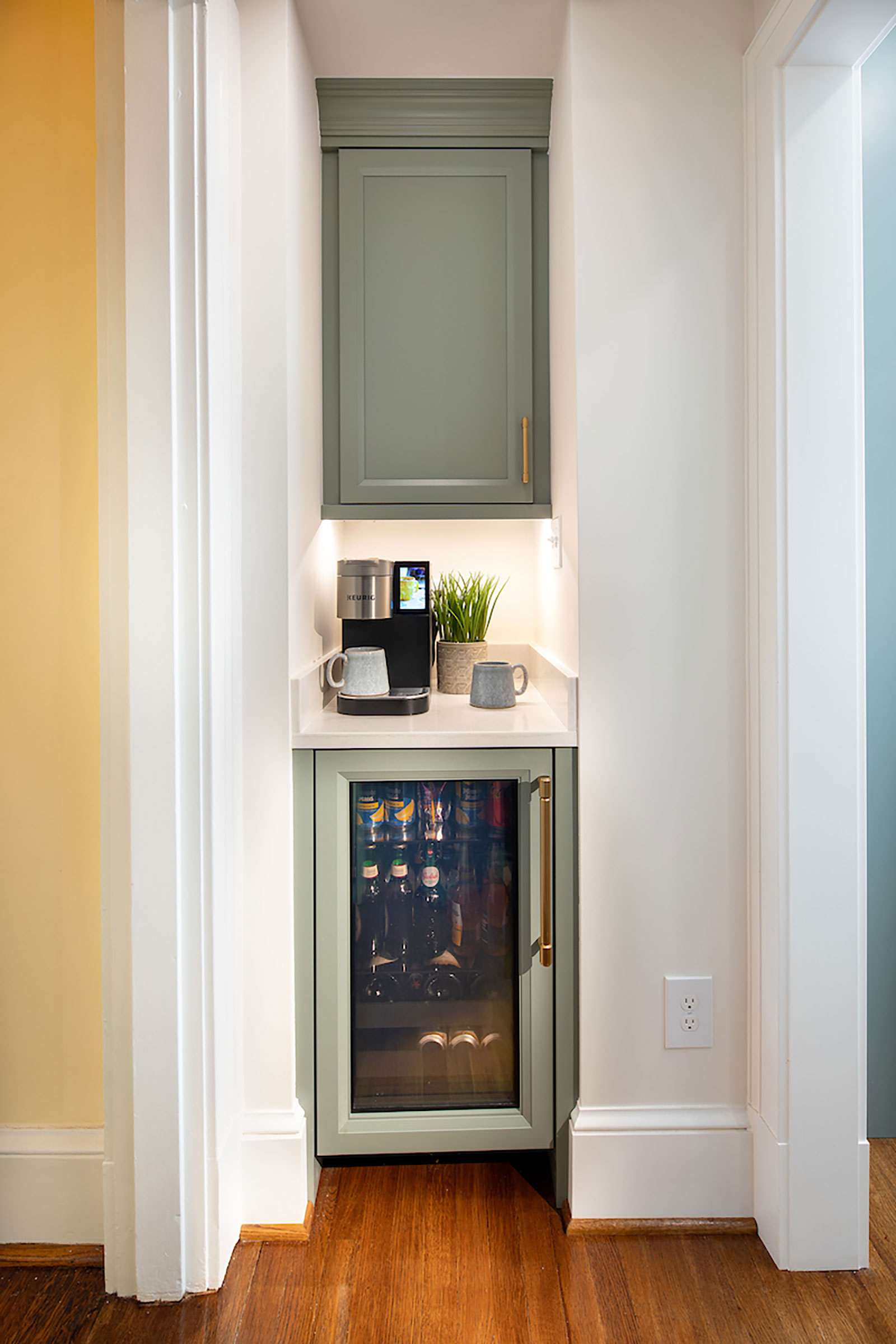 Modernize classic kitchen 7